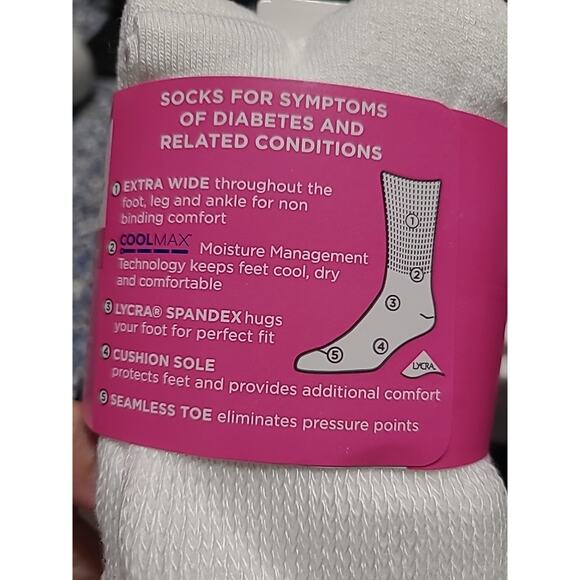 MediPeds Socks Medium 4 Pk 7-10 White Crew Diabetic Cushioned Coolmax New USA - Picture 6 of 6